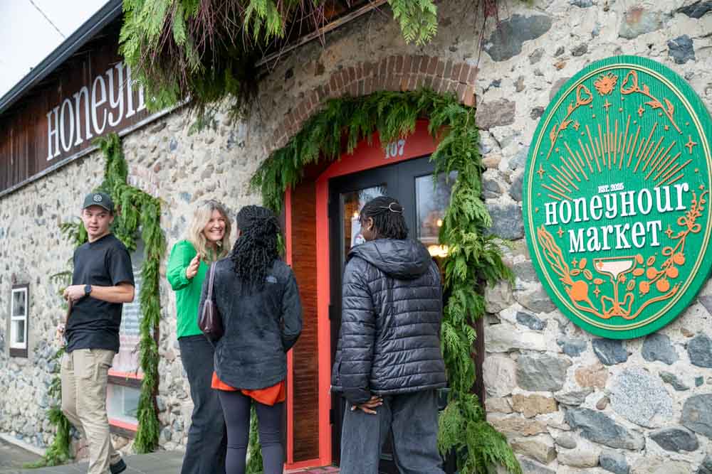 Honey Hour Market s-8