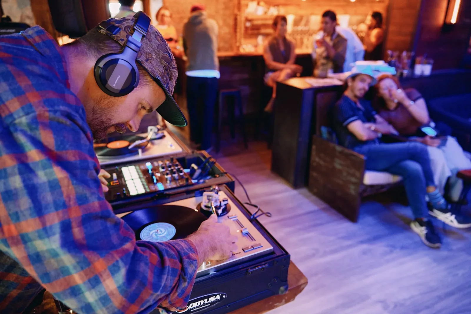 Bushel & Bee Taproom Bushel & Bee Taproom